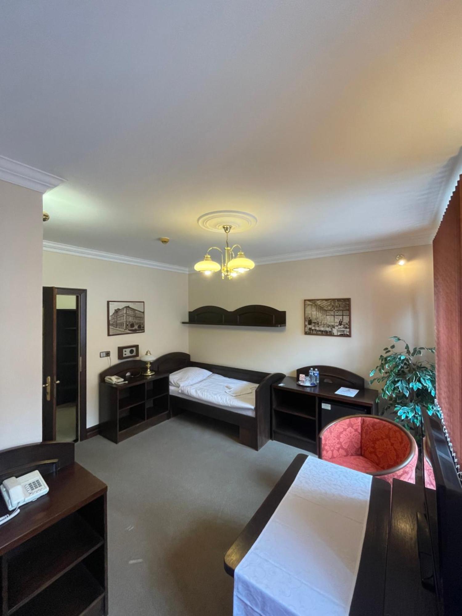 Hotel Bravo Ceska Trebova Dış mekan fotoğraf